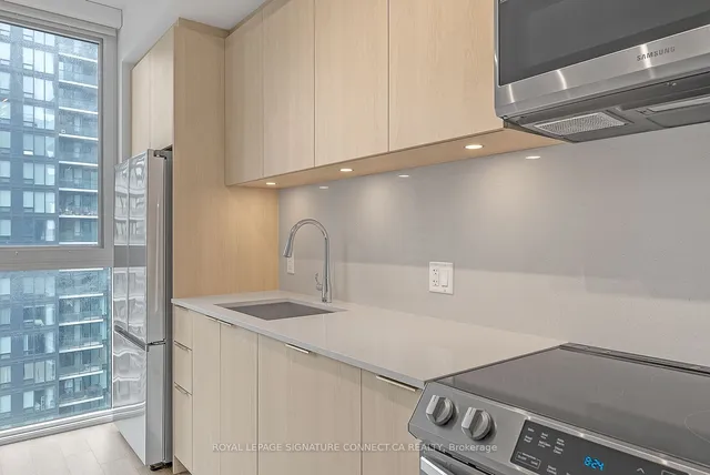 Additional property image - 357 King St Unit 3405
