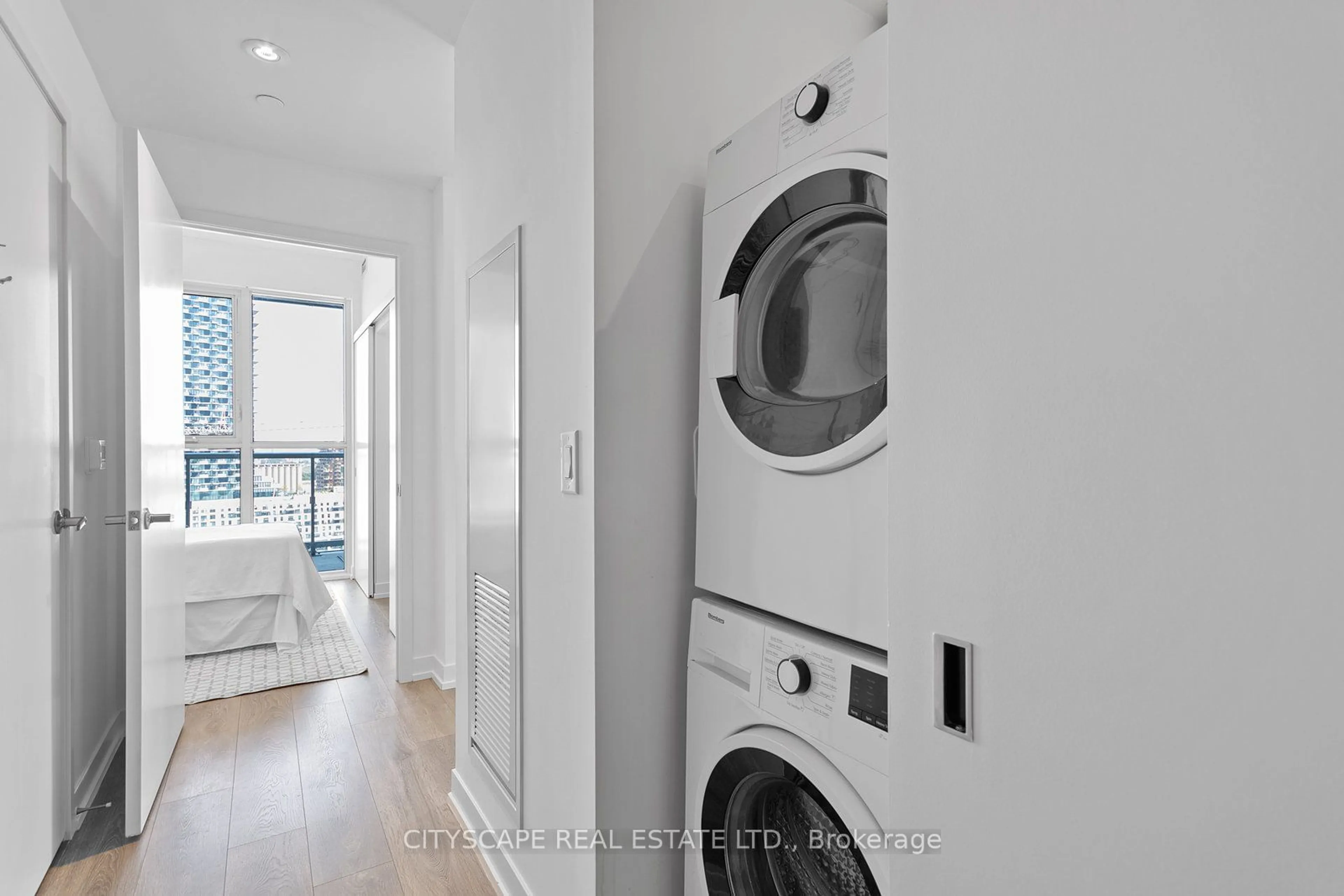 Laundry room for 15 Lower Jarvis St #1603, Toronto Ontario M5E 0C4