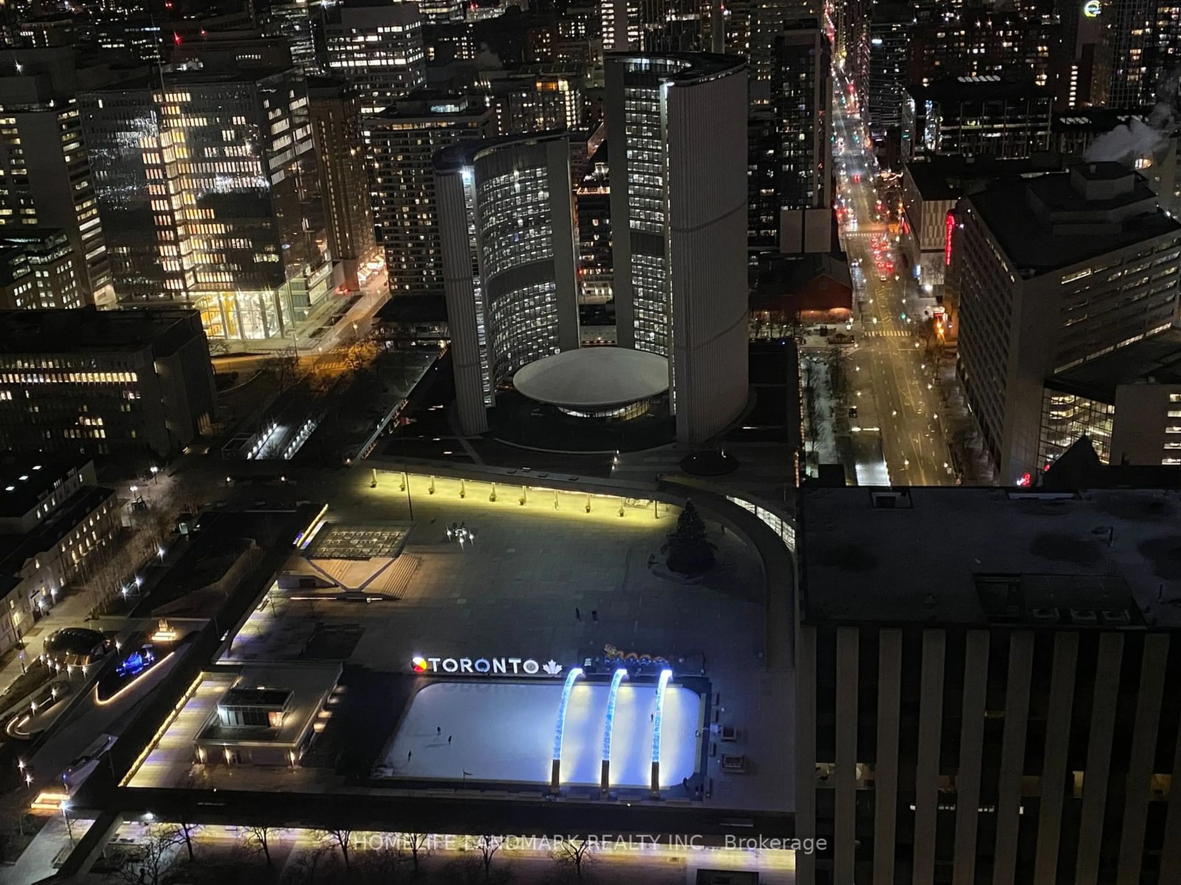 A pic from outside/outdoor area/front of a property/back of a property/a pic from drone, city buildings view from balcony for 70 Temperance St #4701, Toronto Ontario M5H 4E8