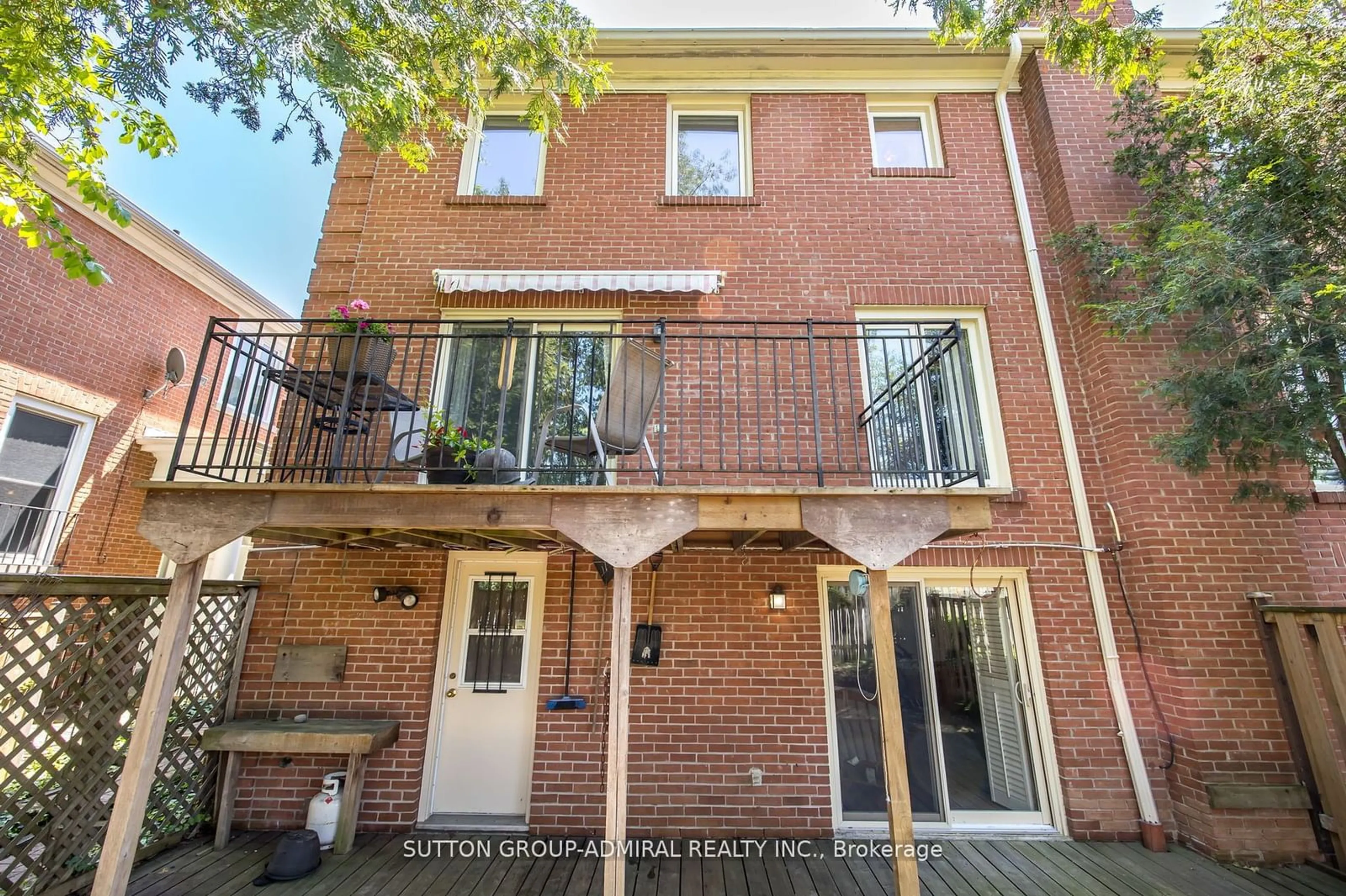 Home with brick exterior material, street for 14 Mallingham Crt, Toronto Ontario M2N 6G4