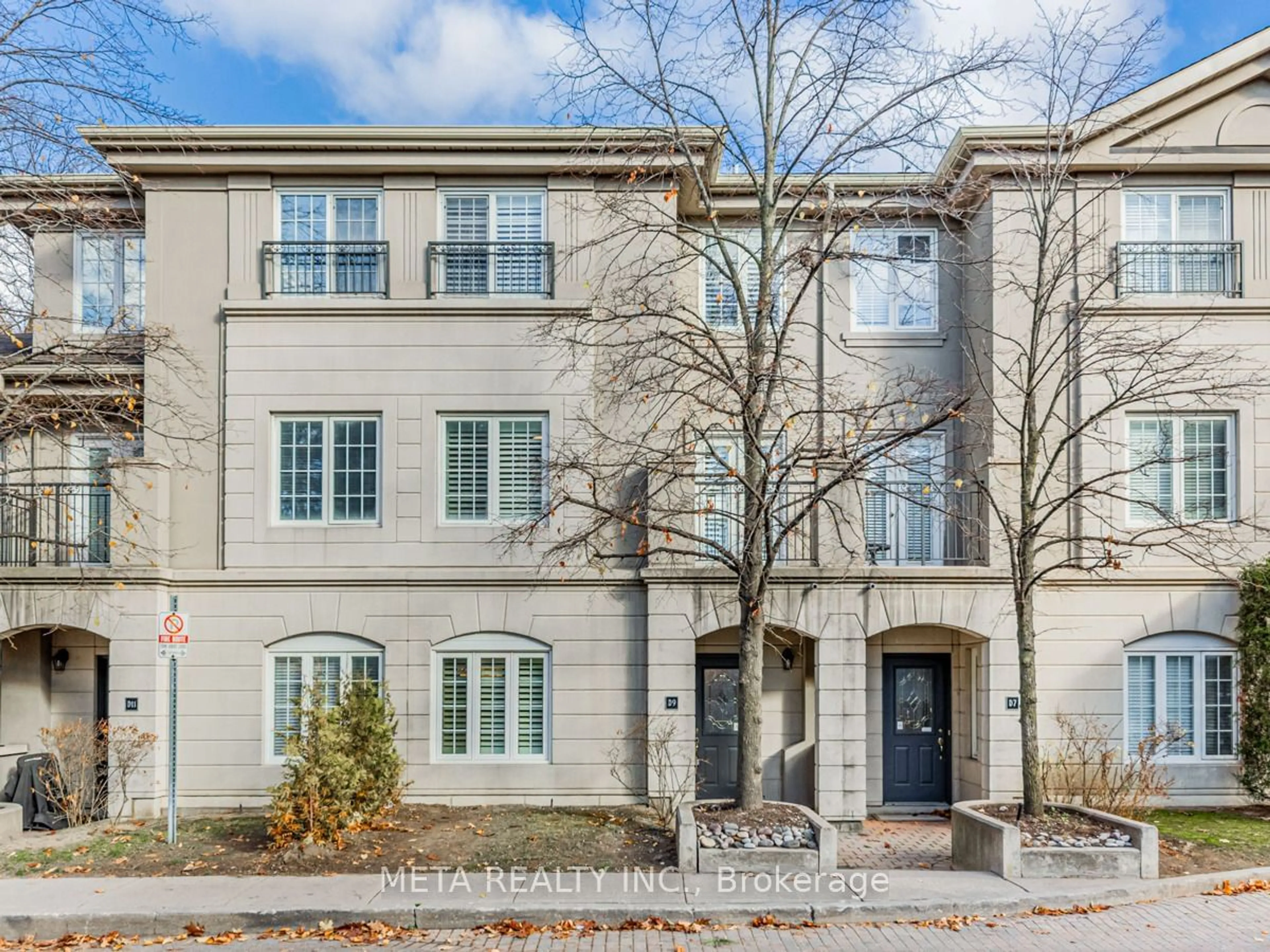 Home with brick exterior material, street for 108 Finch Ave #D9, Toronto Ontario M2N 6W6