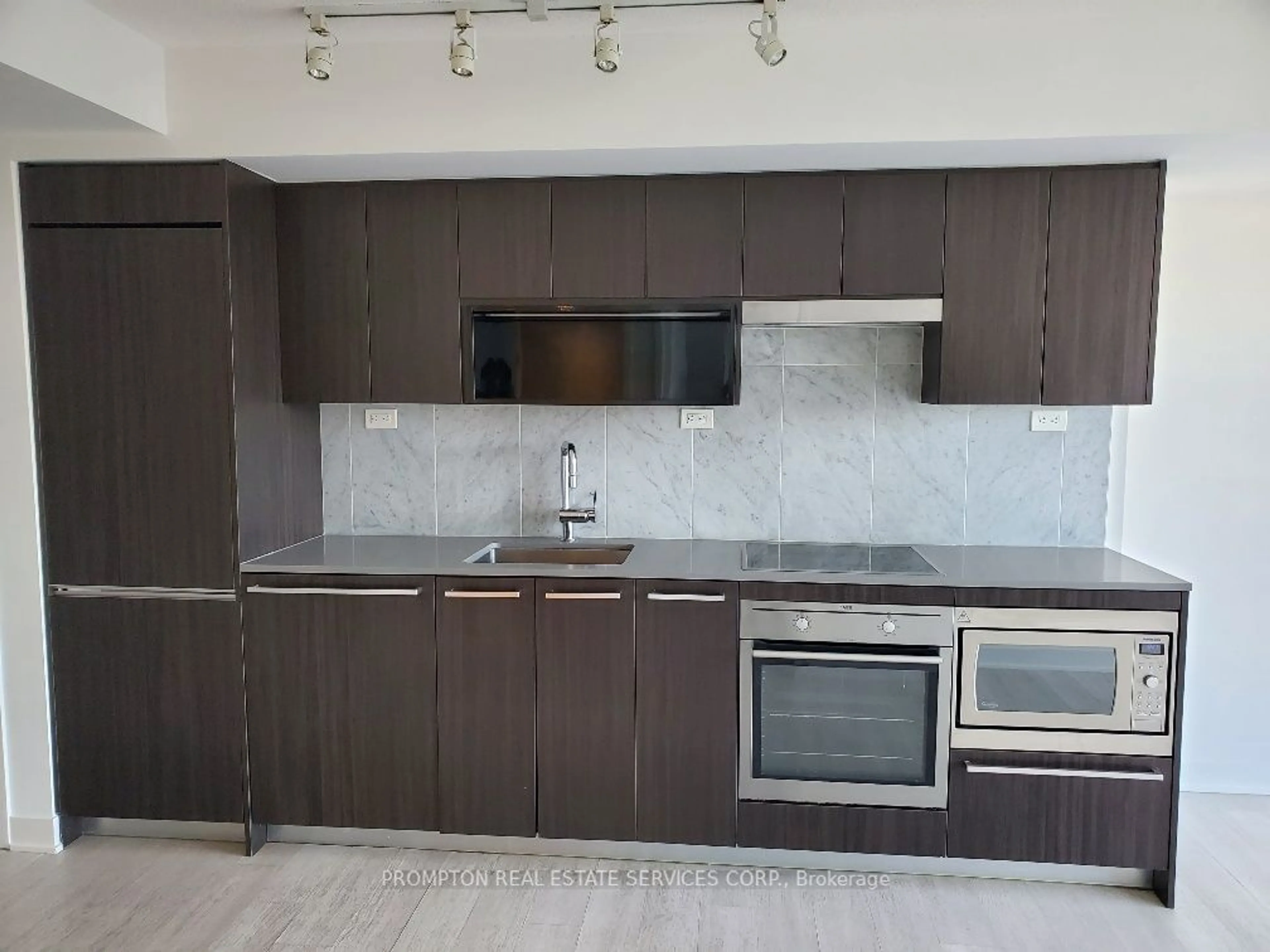 Standard kitchen, unknown for 80 Queens Wharf Rd #1812, Toronto Ontario M5V 0J3