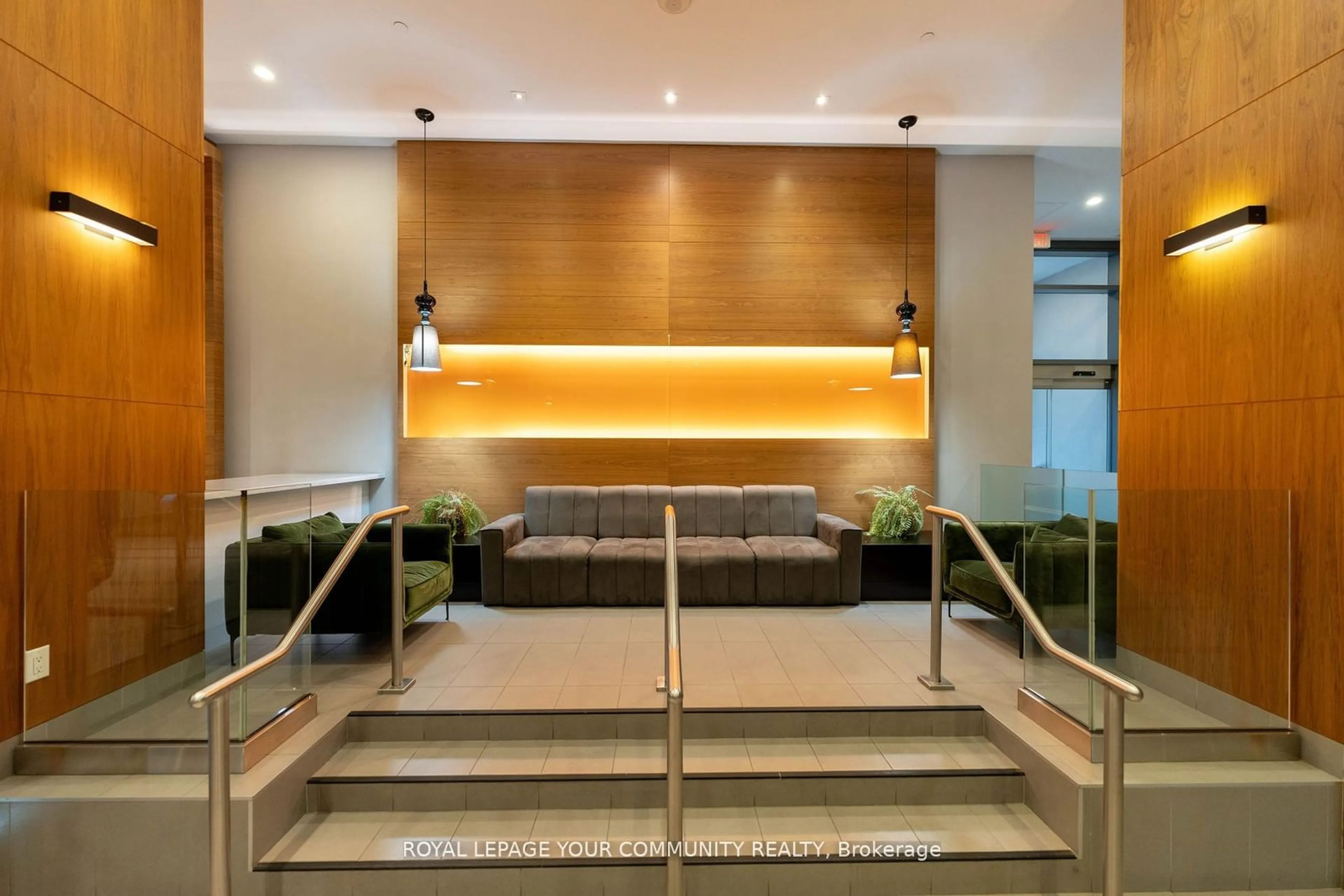 Lobby for 295 Adelaide St #410, Toronto Ontario M5V 0L4