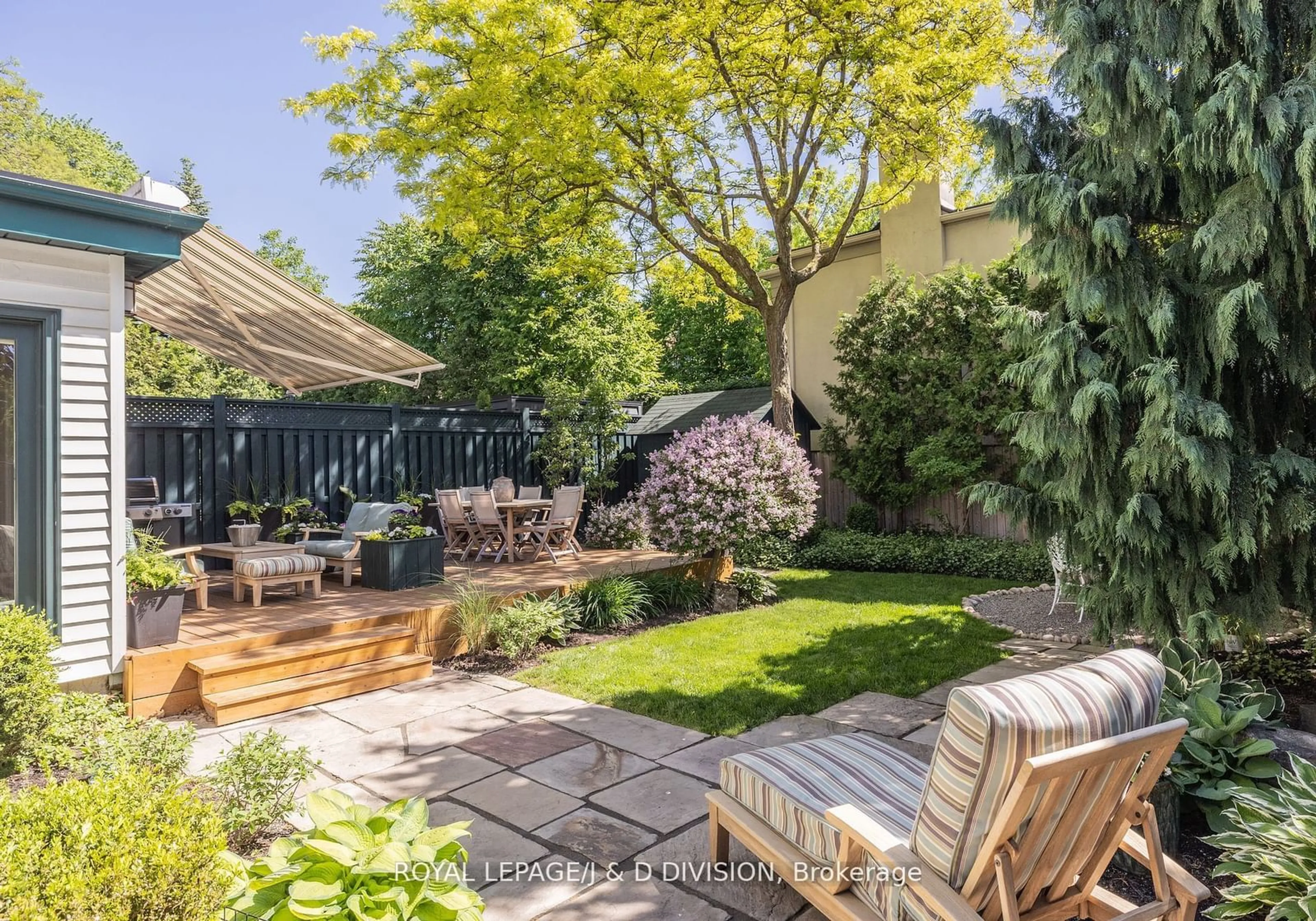 Patio, street for 269 Oriole Pkwy, Toronto Ontario M5P 2H4