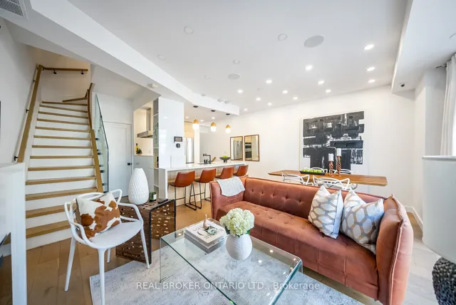 Additional property image - 32 Stadium Rd Unit 355