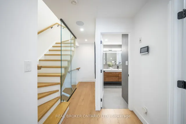 Additional property image - 32 Stadium Rd Unit 355