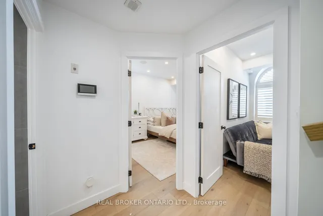 Additional property image - 32 Stadium Rd Unit 355