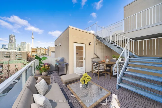 Additional property image - 32 Stadium Rd Unit 355