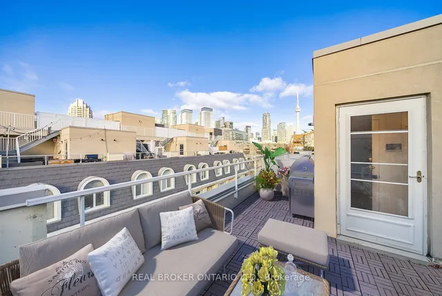 Additional property image - 32 Stadium Rd Unit 355