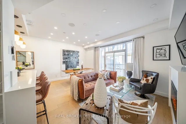 Additional property image - 32 Stadium Rd Unit 355