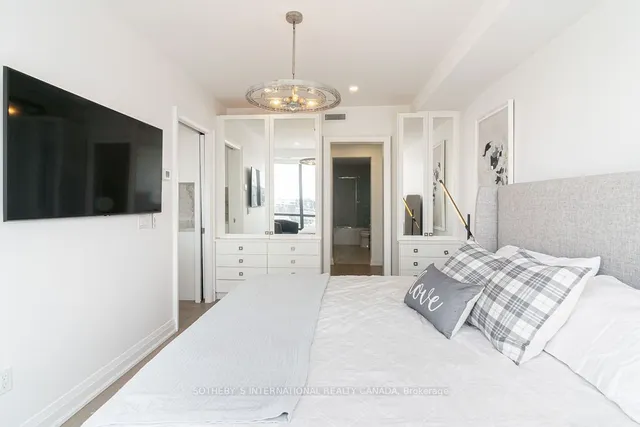 Additional property image - 438 King St Unit 1904
