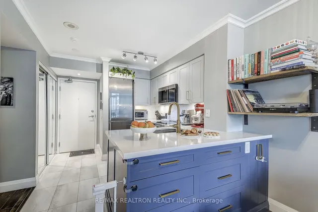 Additional property image - 30 Harrison Garden Blvd Unit 1009