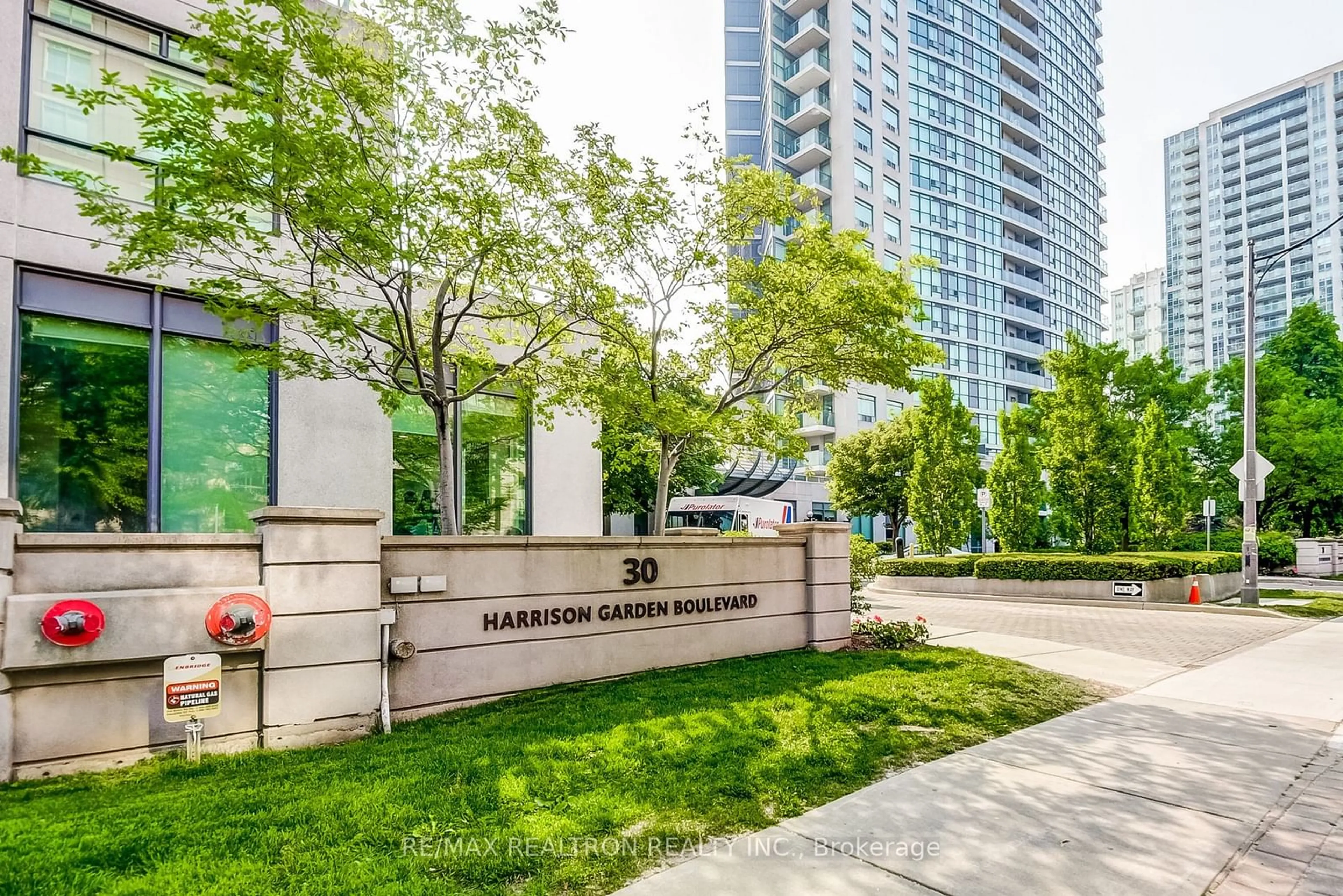 Unknown for 30 Harrison Garden Blvd #1009, Toronto Ontario M2N 7A9