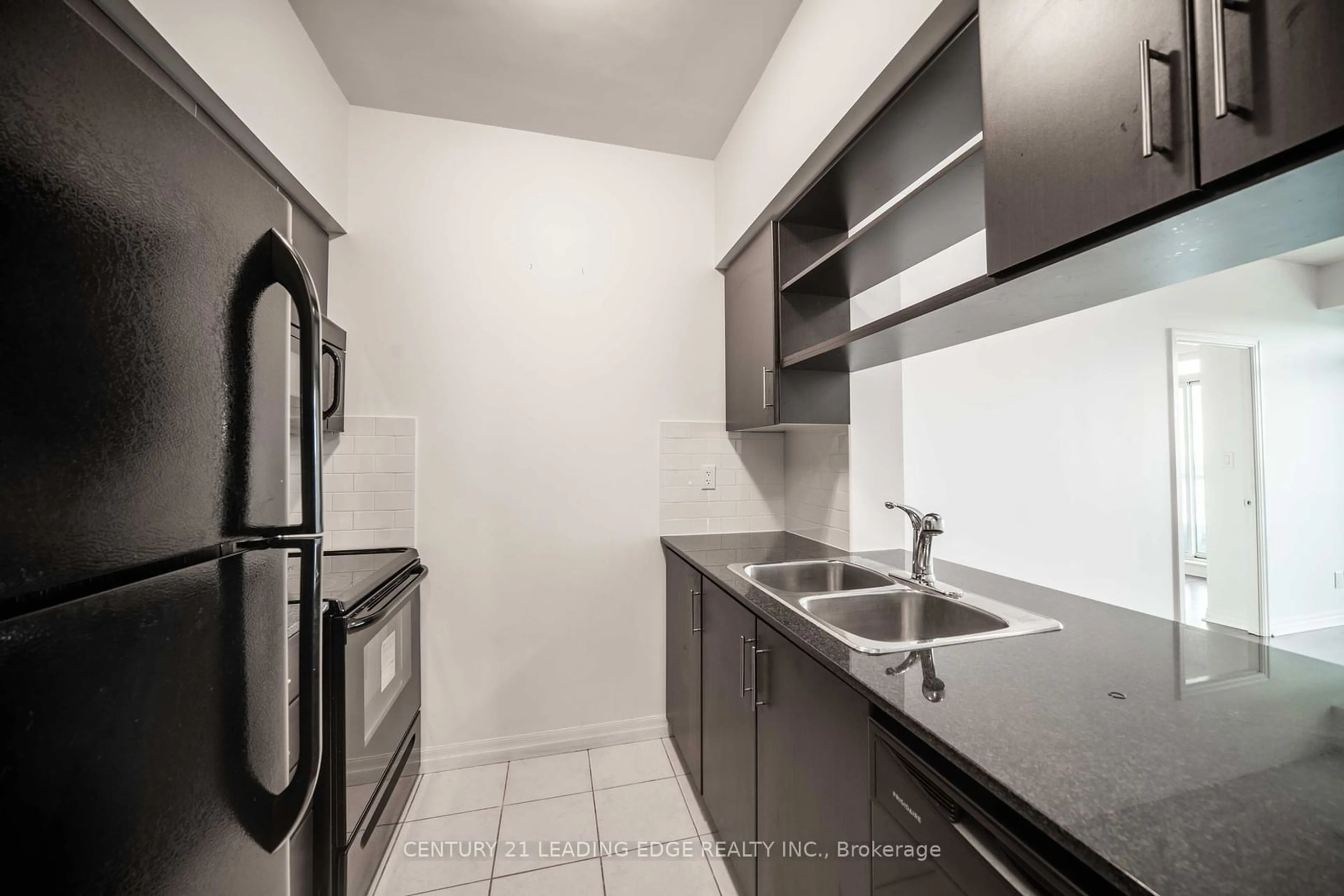 Standard kitchen, unknown for 30 Herons Hill Way #1802, Toronto Ontario M2J 0A7