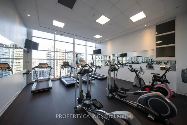 Additional property image - 628 Fleet St Unit 833
