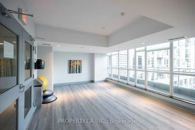 Additional property image - 628 Fleet St Unit 833