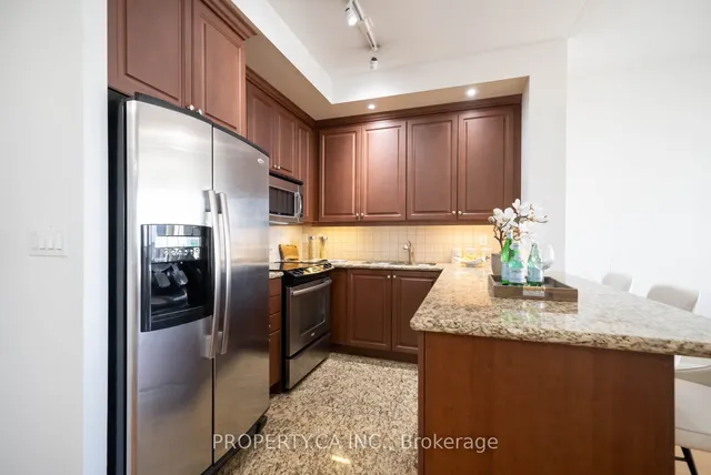 Additional property image - 628 Fleet St Unit 833