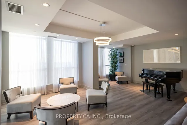 Additional property image - 628 Fleet St Unit 833