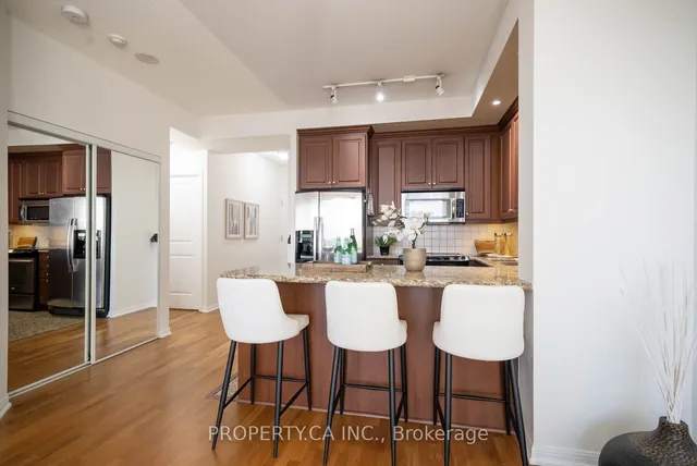 Additional property image - 628 Fleet St Unit 833