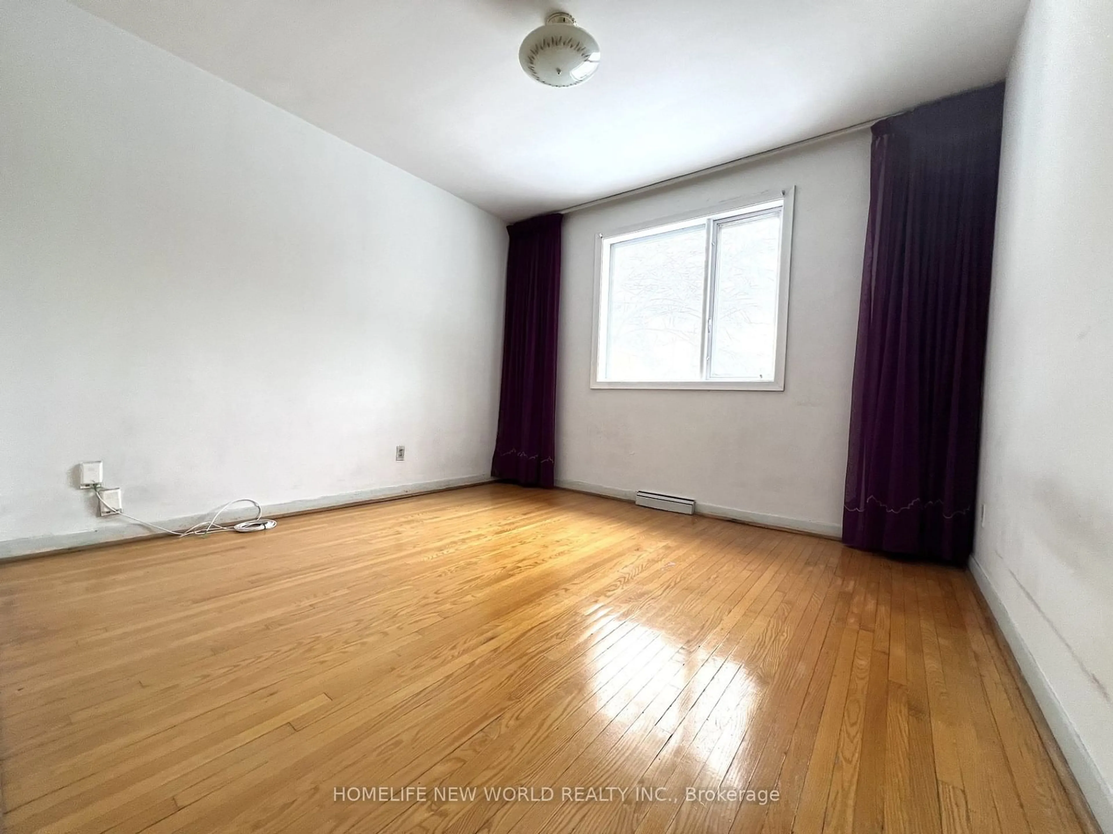 A pic of a room for 187 Acton Ave, Toronto Ontario M3H 4H6