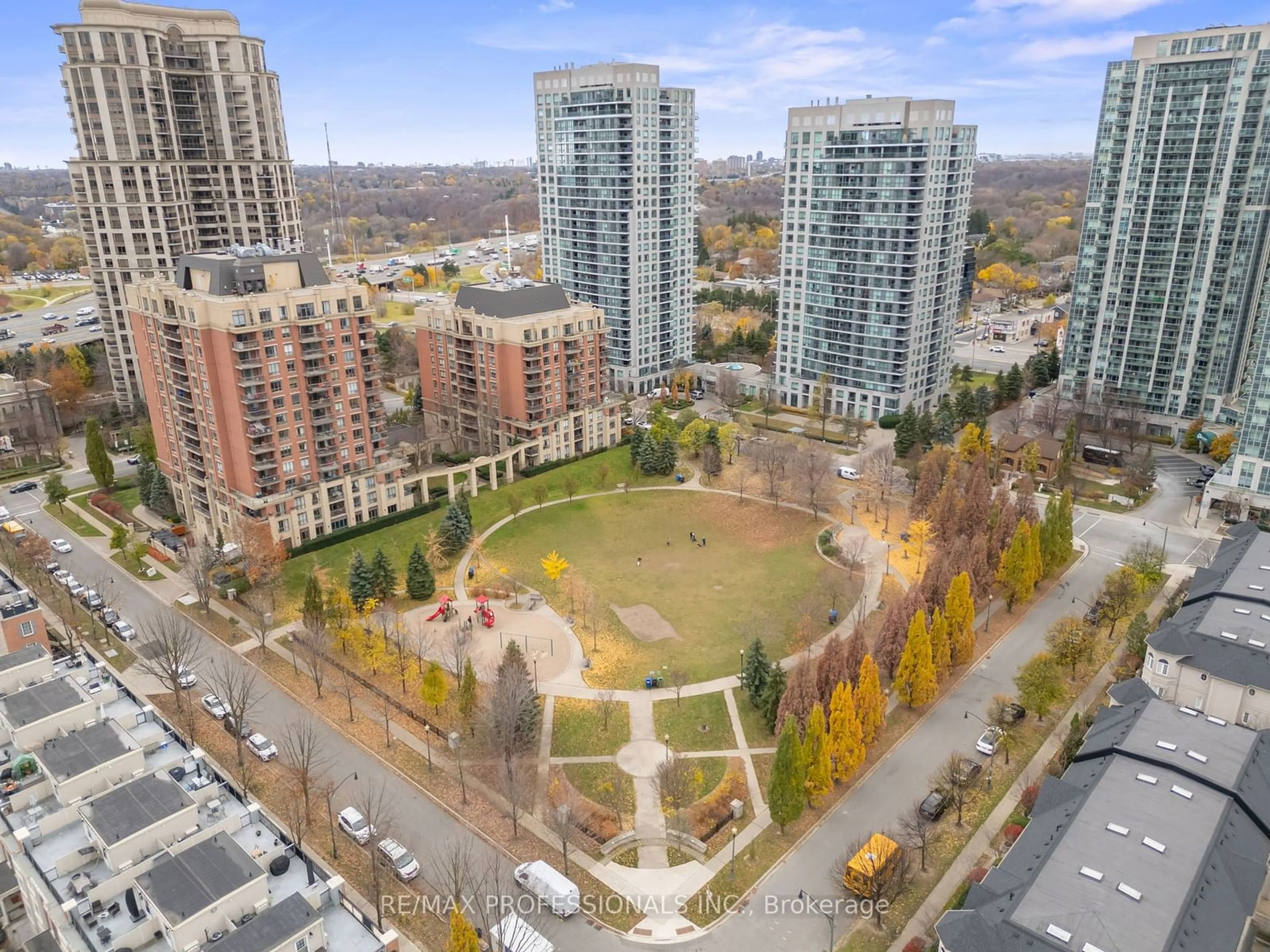 A pic from outside/outdoor area/front of a property/back of a property/a pic from drone, city buildings view from balcony for 78 Harrison Garden Blvd #2603, Toronto Ontario M2N 7E2