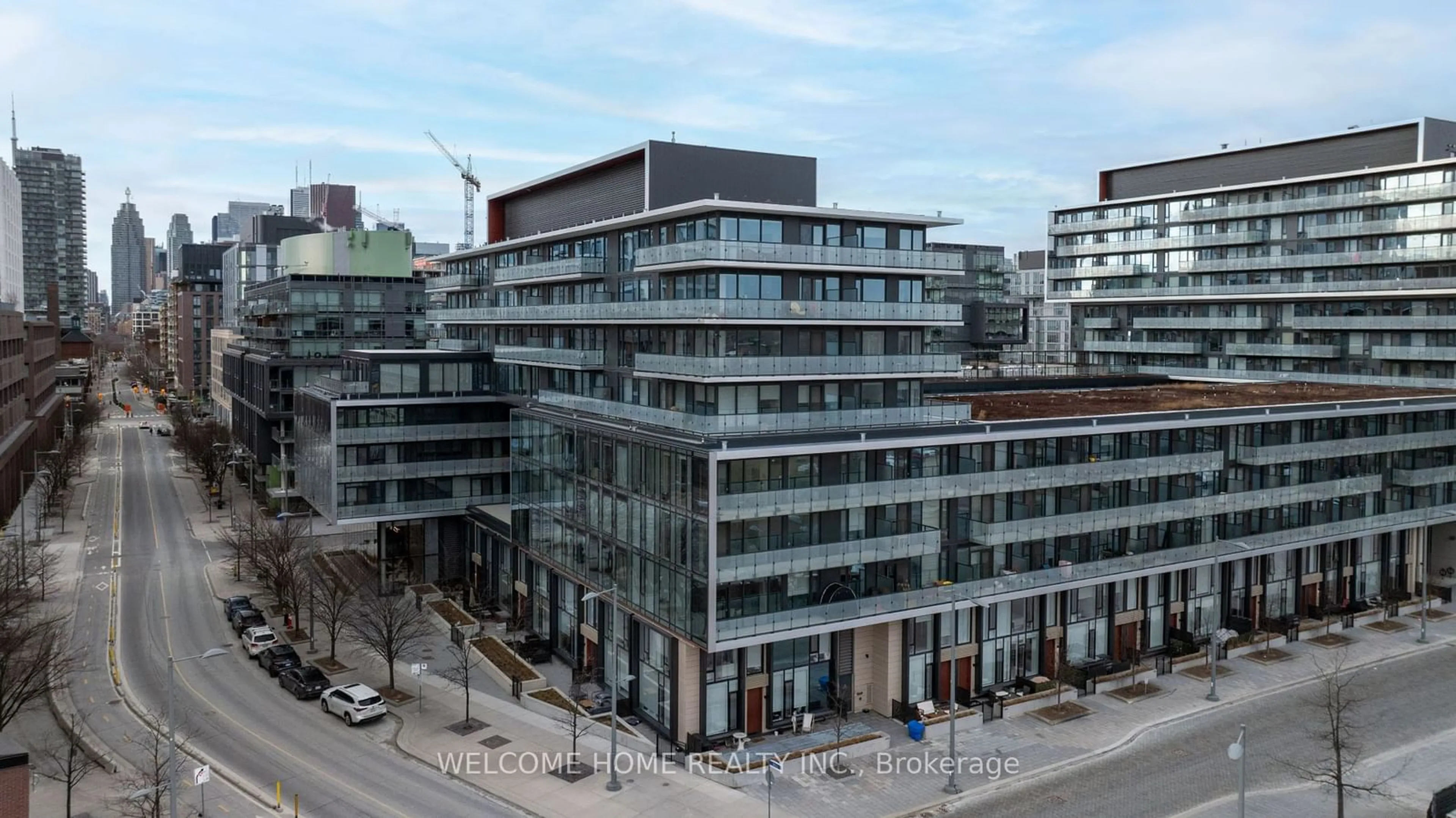 A pic from outside/outdoor area/front of a property/back of a property/a pic from drone, city buildings view from balcony for 180 Mill St #550, Toronto Ontario M5A 0V7