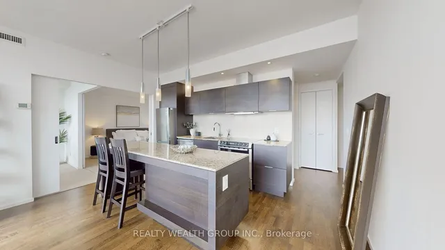 Additional property image - 8 Charlotte St Unit 2709