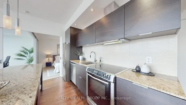 Additional property image - 8 Charlotte St Unit 2709