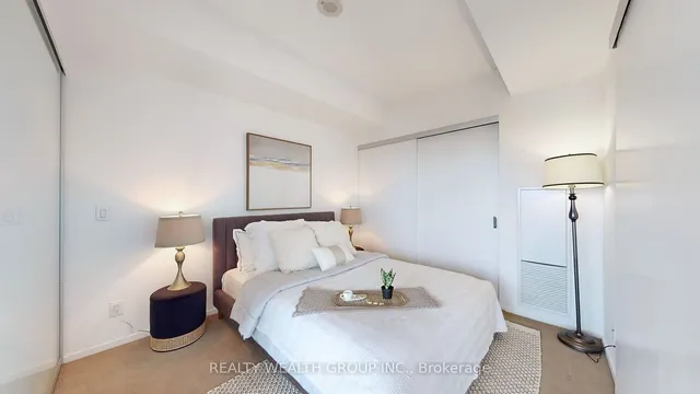 Additional property image - 8 Charlotte St Unit 2709