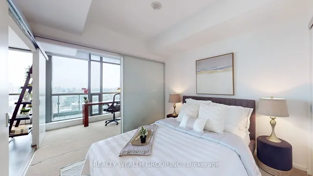 Additional property image - 8 Charlotte St Unit 2709