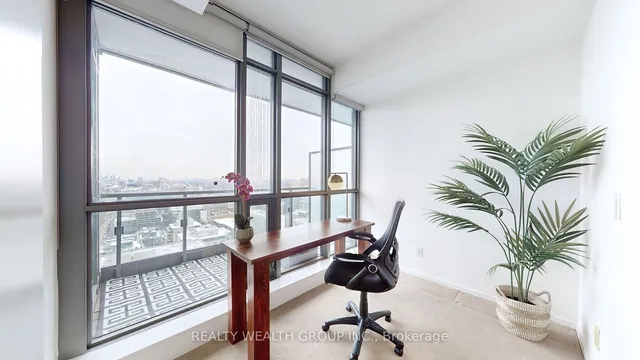 Additional property image - 8 Charlotte St Unit 2709