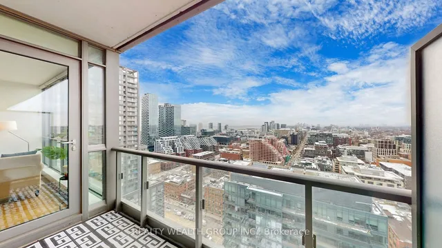 Additional property image - 8 Charlotte St Unit 2709