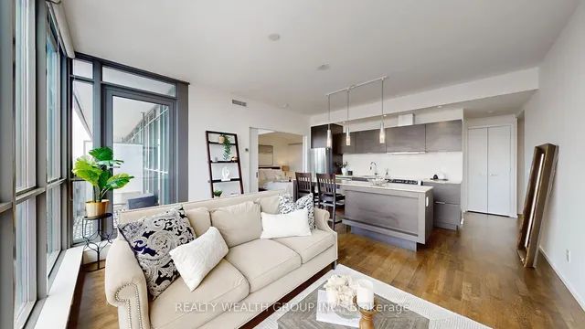 Additional property image - 8 Charlotte St Unit 2709