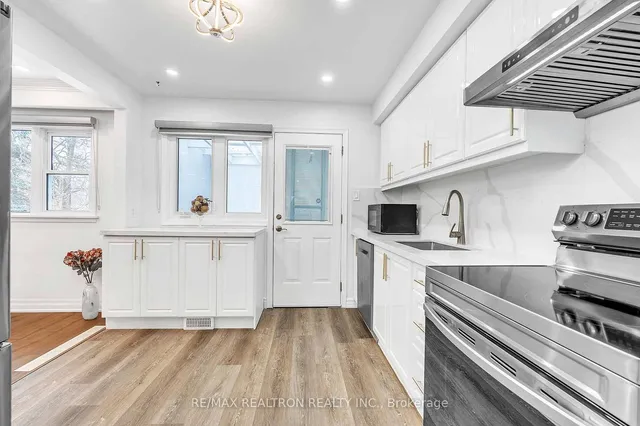Additional property image - 51 Bowerbank Dr