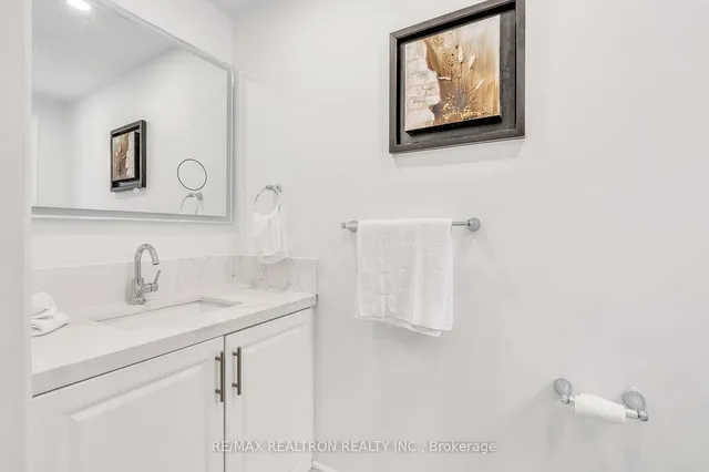 Additional property image - 51 Bowerbank Dr