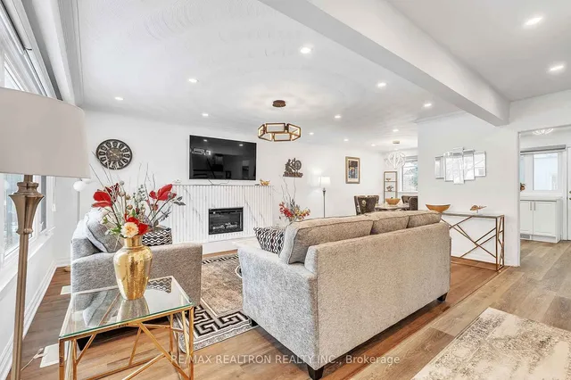 Additional property image - 51 Bowerbank Dr