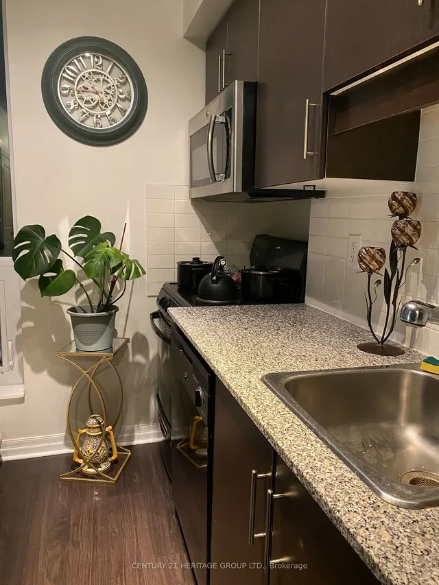 Additional property image - 30 Herons Hill Way Unit 1604