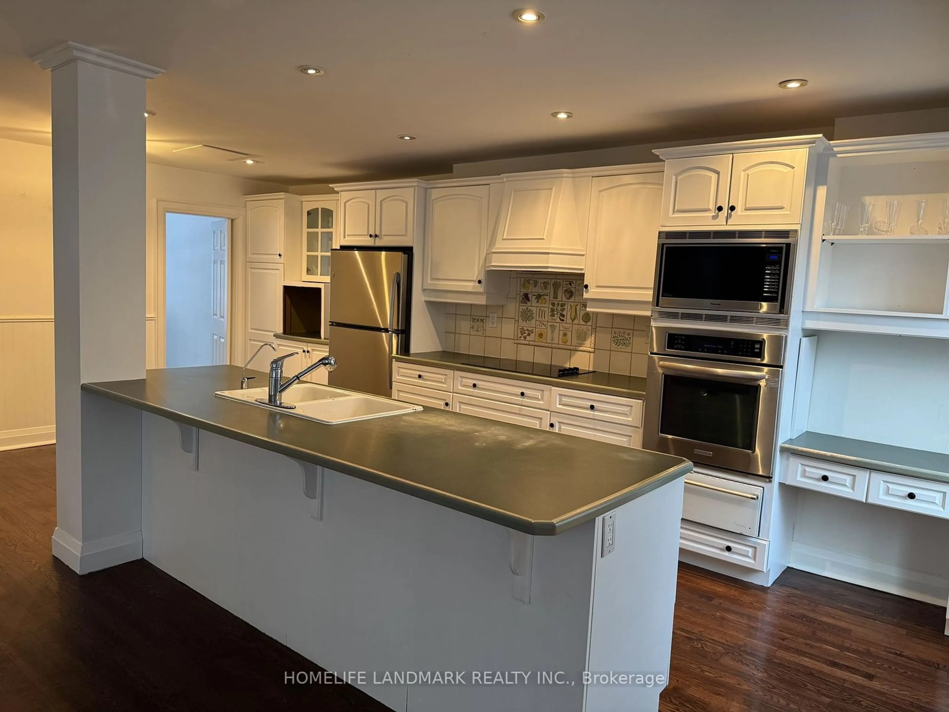 Open concept kitchen, unknown for 93 Esgore Dr, Toronto Ontario M5M 3S1