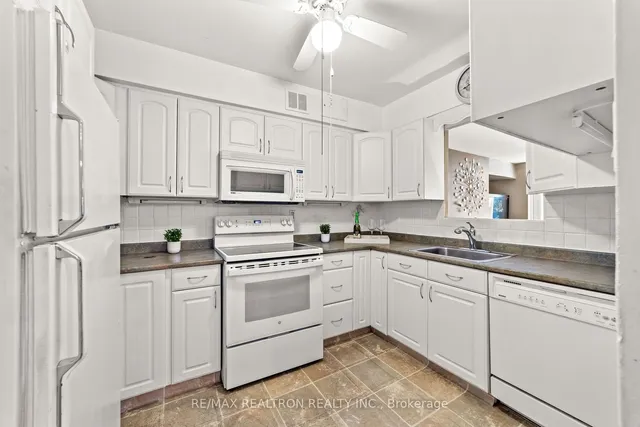 Additional property image - 1360 YORK MILLS Rd Unit 801
