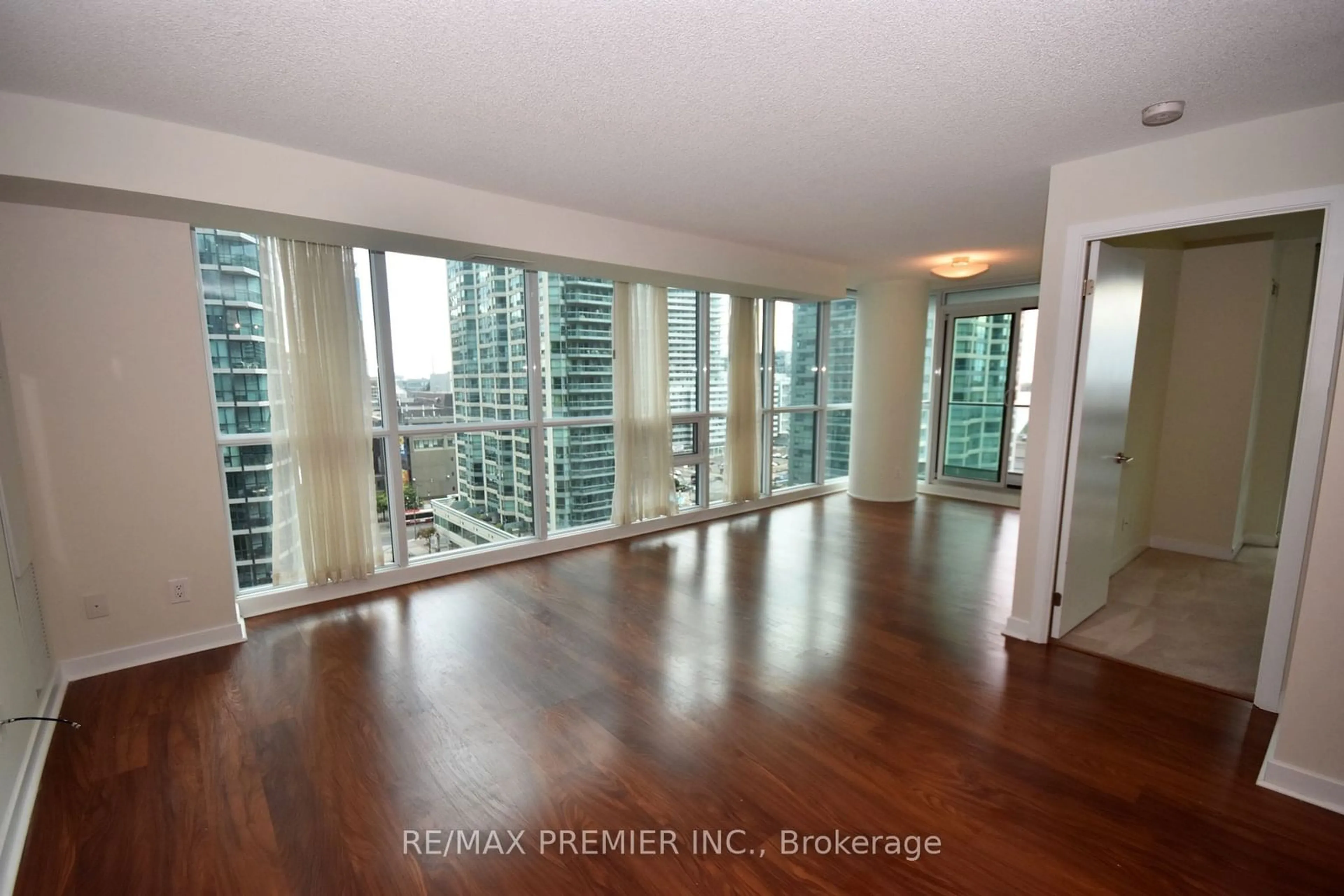 A pic of a room for 33 Bay St #1208, Toronto Ontario M5J 2Z3