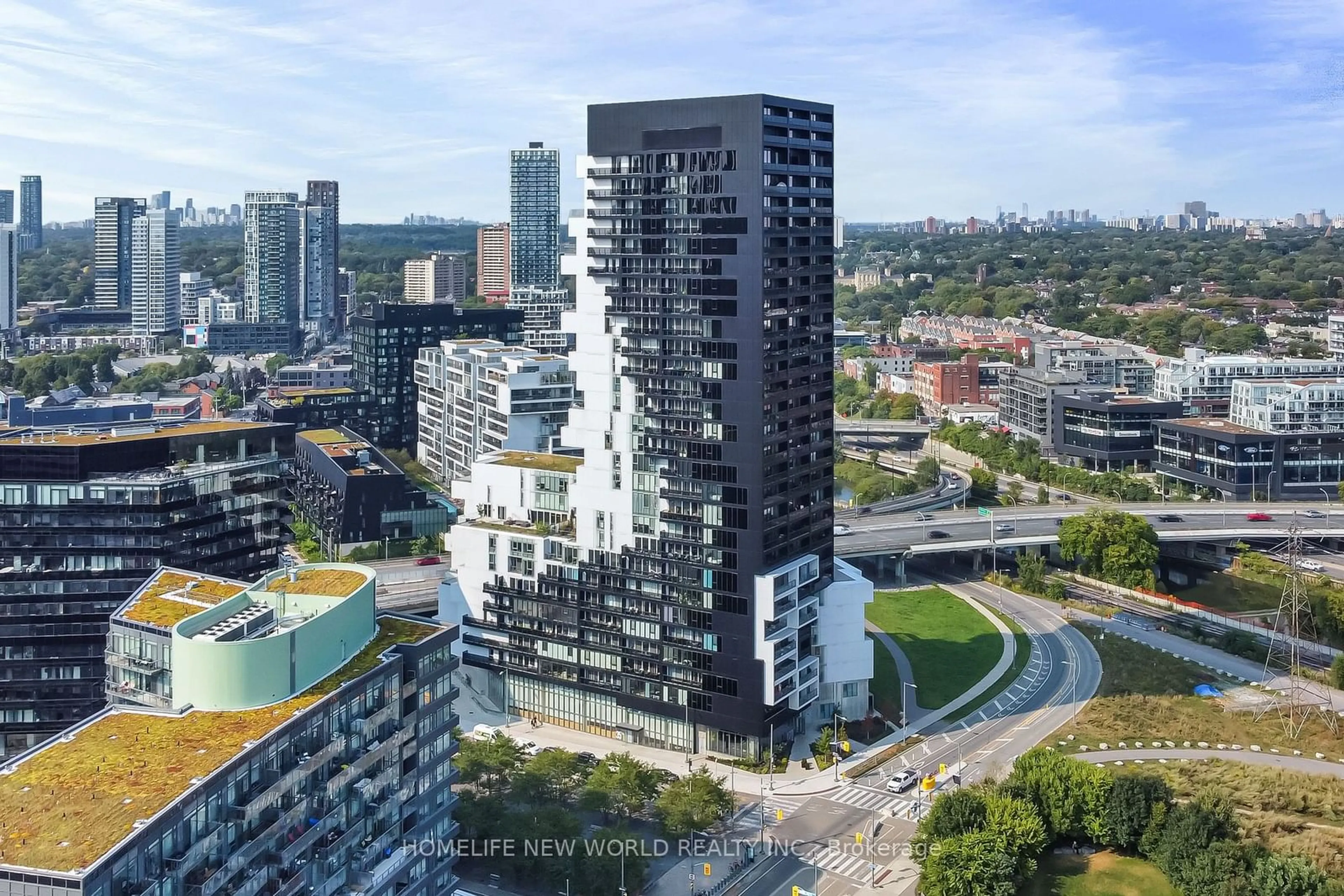 A pic from outside/outdoor area/front of a property/back of a property/a pic from drone, city buildings view from balcony for 170 Bayview Ave #2607, Toronto Ontario M5A 0M4