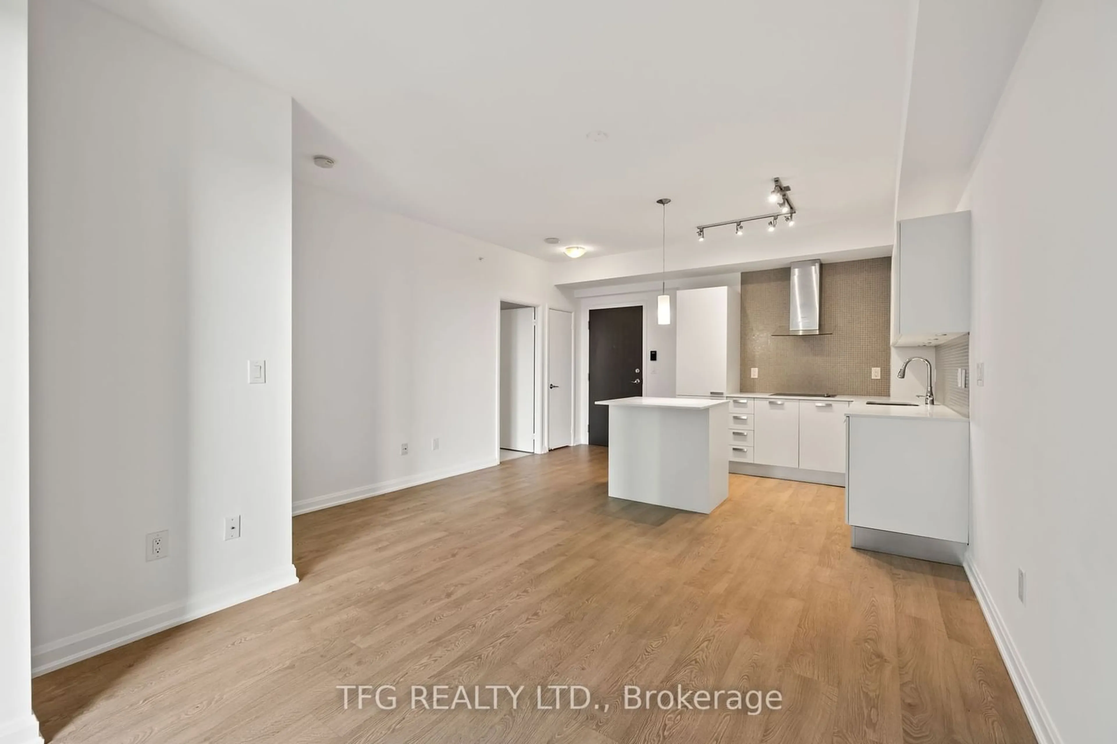 Open concept kitchen, wood/laminate floor for 9 Bogert Ave #2804, Toronto Ontario M2N 0H3