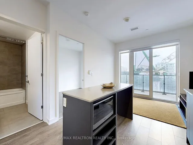 Additional property image - 8 Tippett Rd Unit 1001