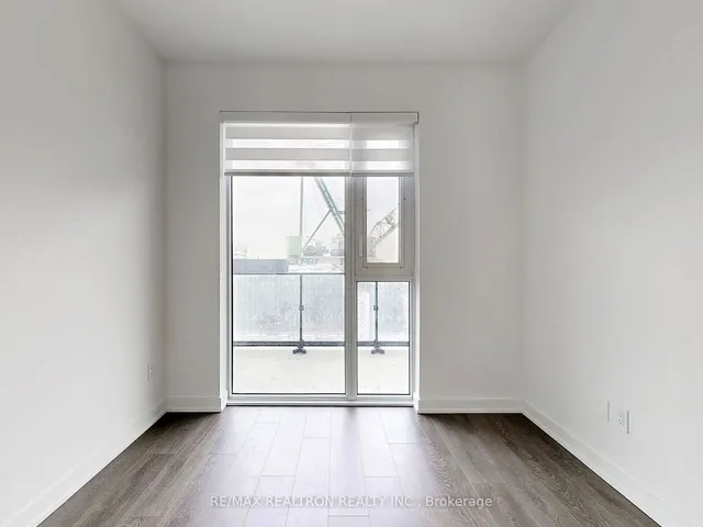 Additional property image - 8 Tippett Rd Unit 1001