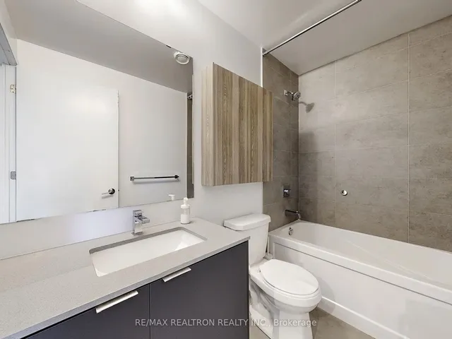 Additional property image - 8 Tippett Rd Unit 1001