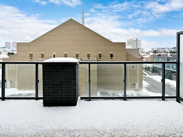 Additional property image - 8 Tippett Rd Unit 1001