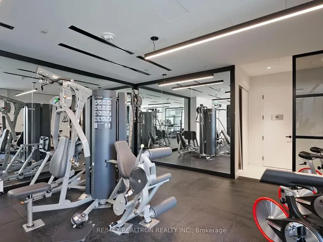 Additional property image - 8 Tippett Rd Unit 1001