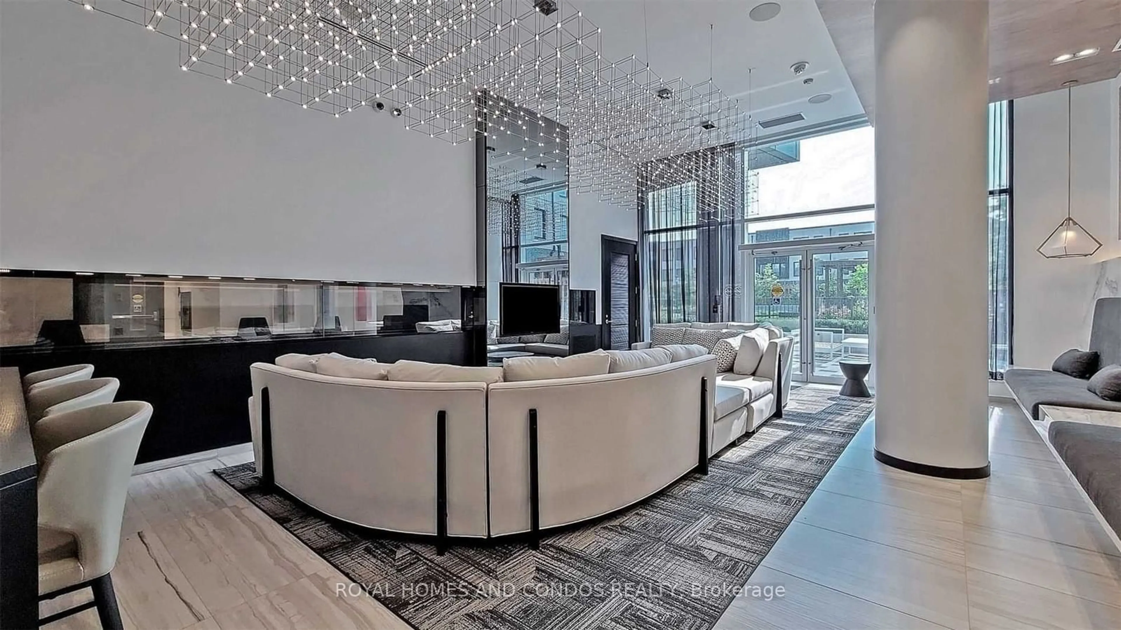 Lobby for 80 Vanauley St #212, Toronto Ontario M5T 0C9