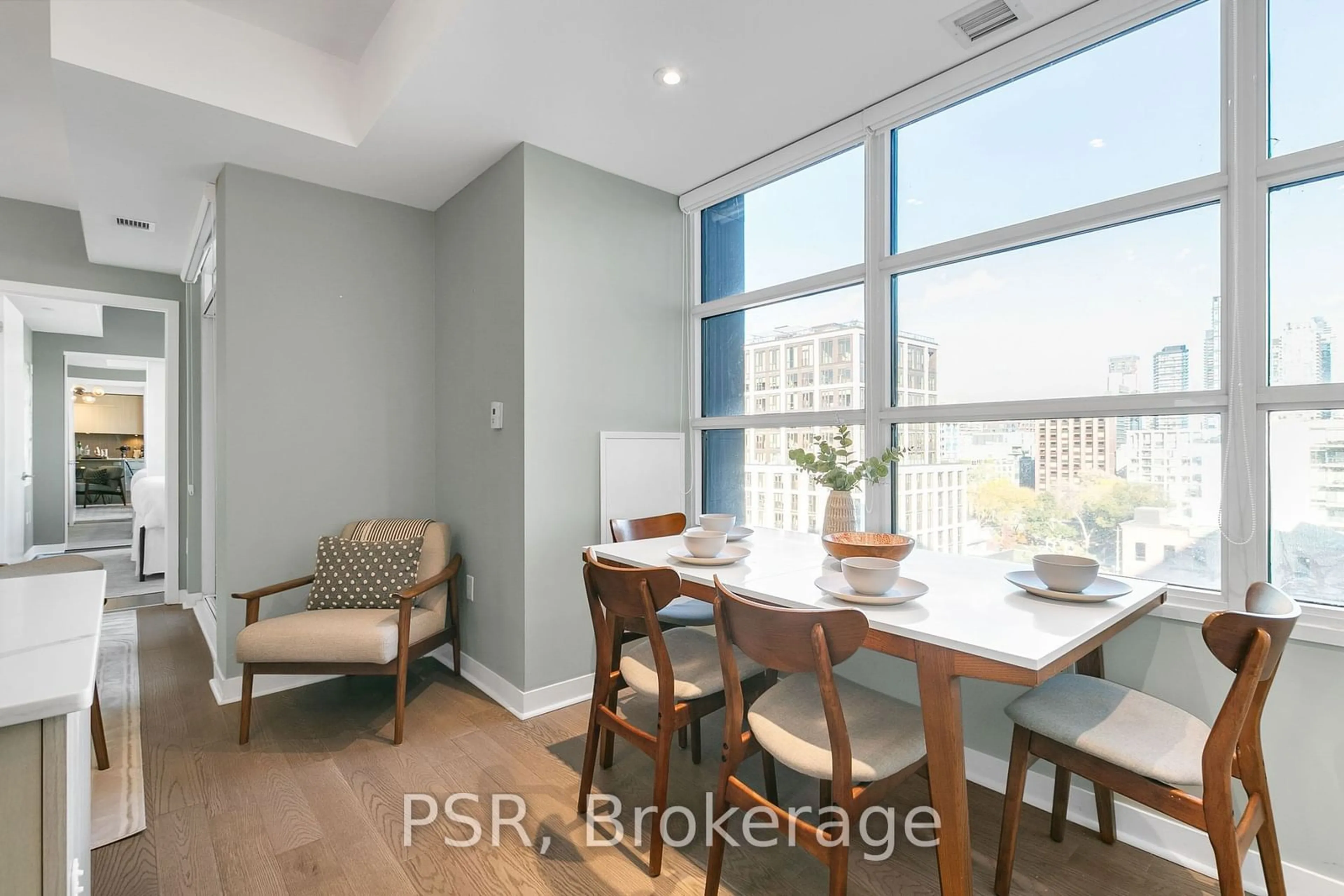 Dining room, wood/laminate floor for 501 Adelaide St #1001, Toronto Ontario M5V 0R3