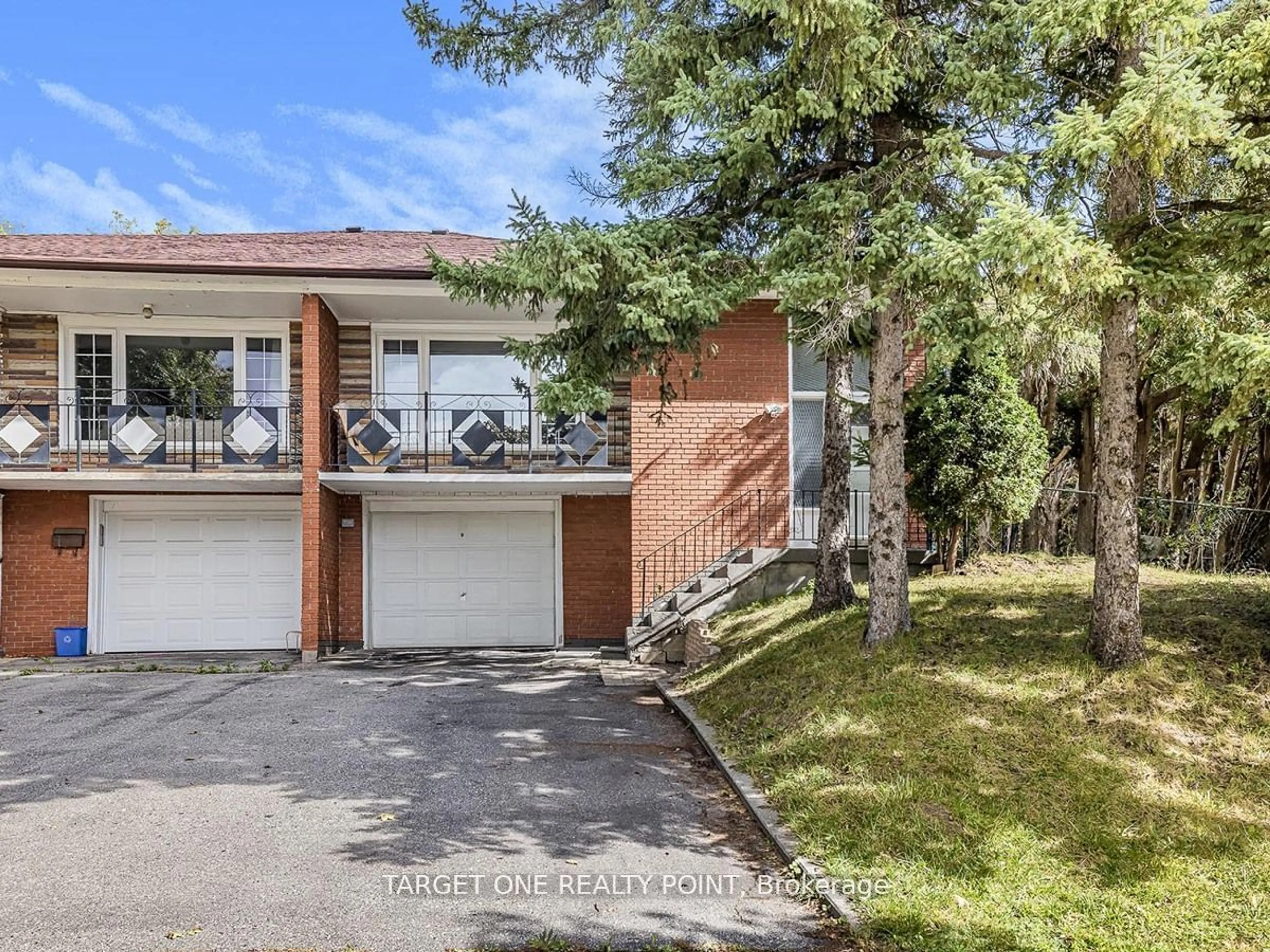 Home with brick exterior material, street for 205 Pineway Blvd, Toronto Ontario M2H 1B4